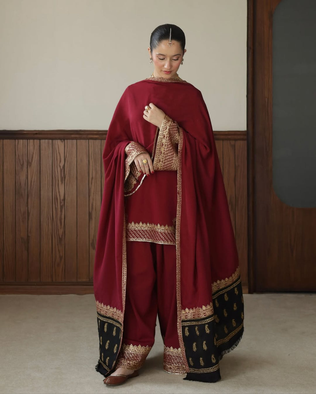 Maroon Mehr
