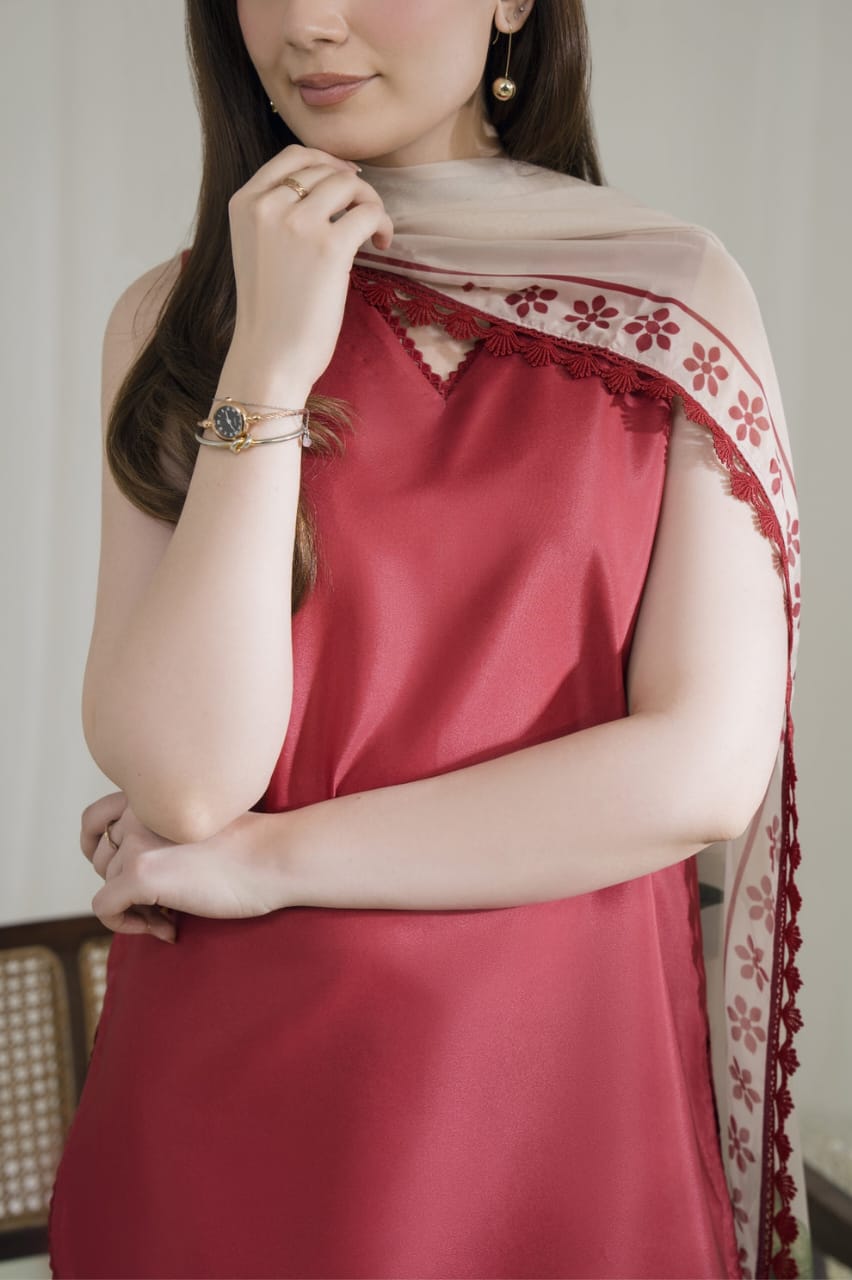 Rosewood Grace